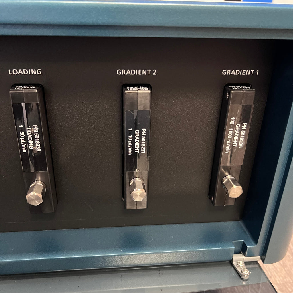 Eksigent Ekspert NanoLC 425 HPLC System with NanoLC 400x AS Autosampler 100–240V