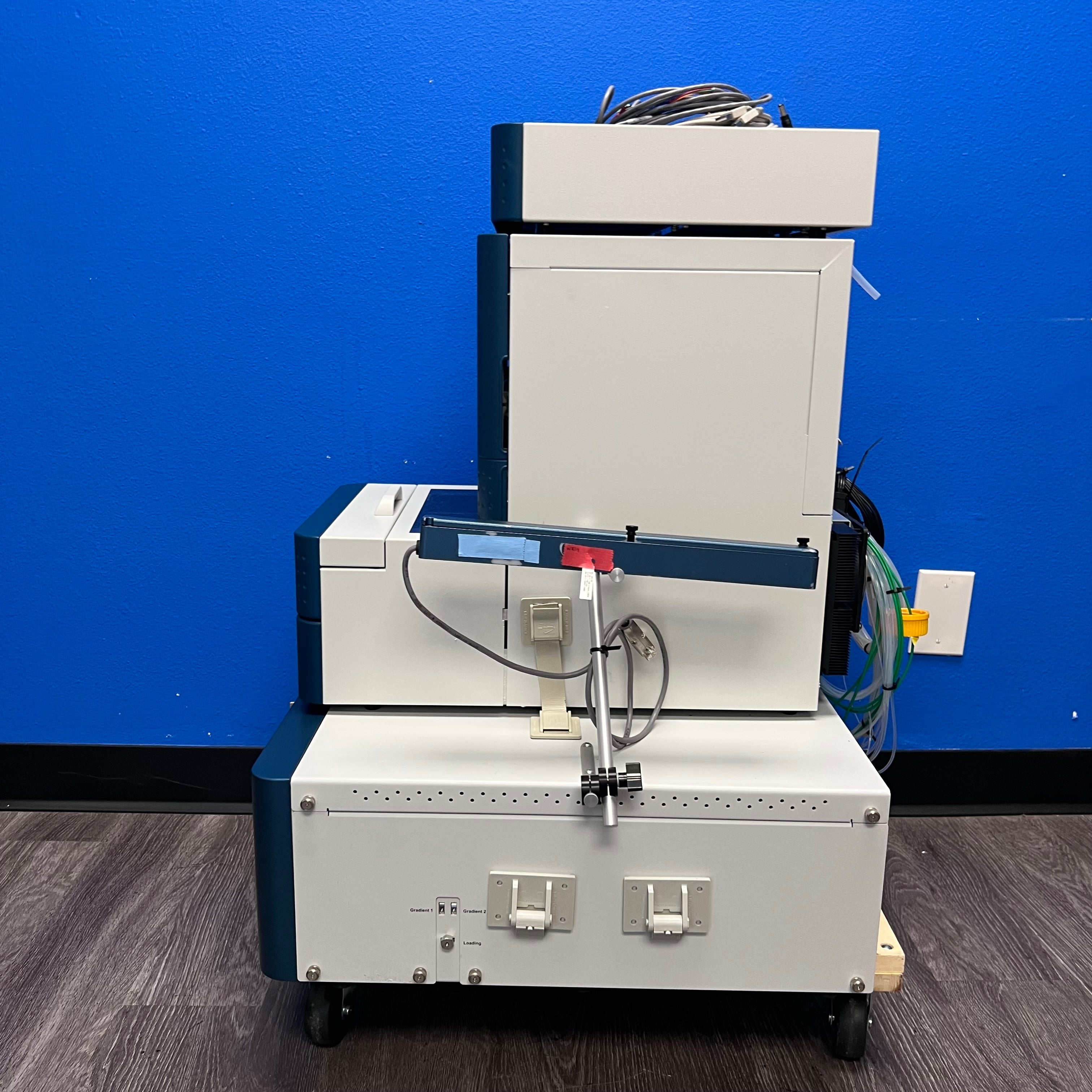 Eksigent Ekspert NanoLC 425 HPLC System with NanoLC 400x AS Autosampler 100–240V