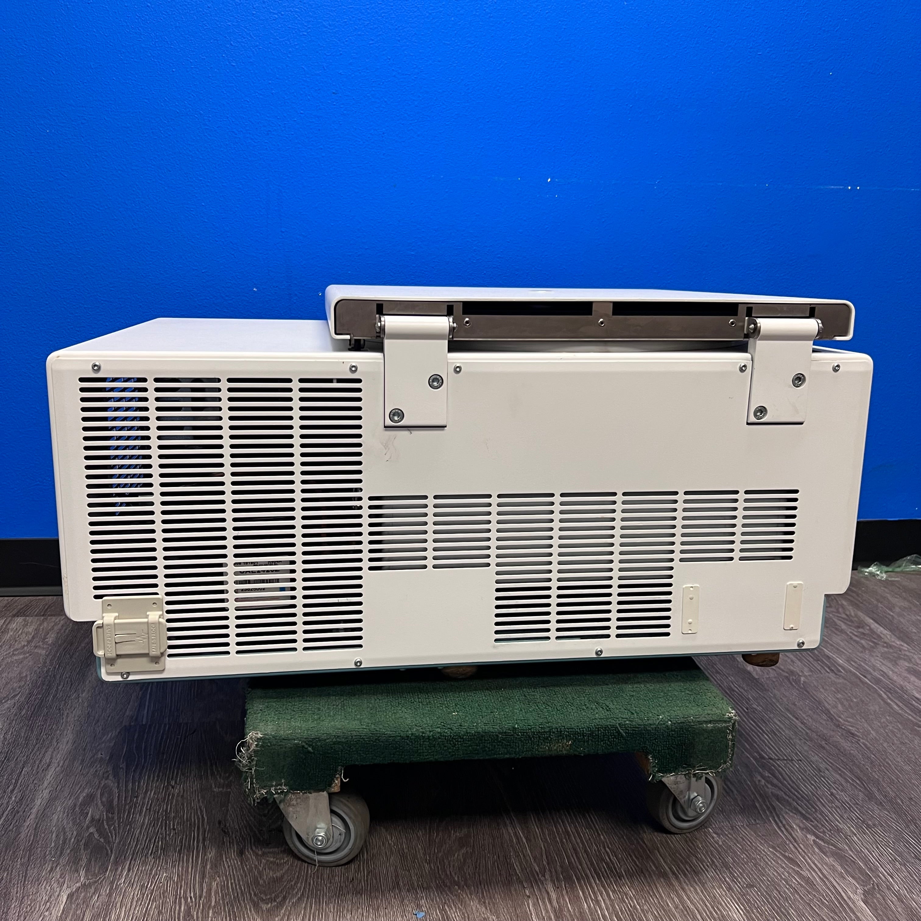 Hettich Rotanta 460R Refrigerated Benchtop Centrifuge Typ 4810-01 7500 RPM