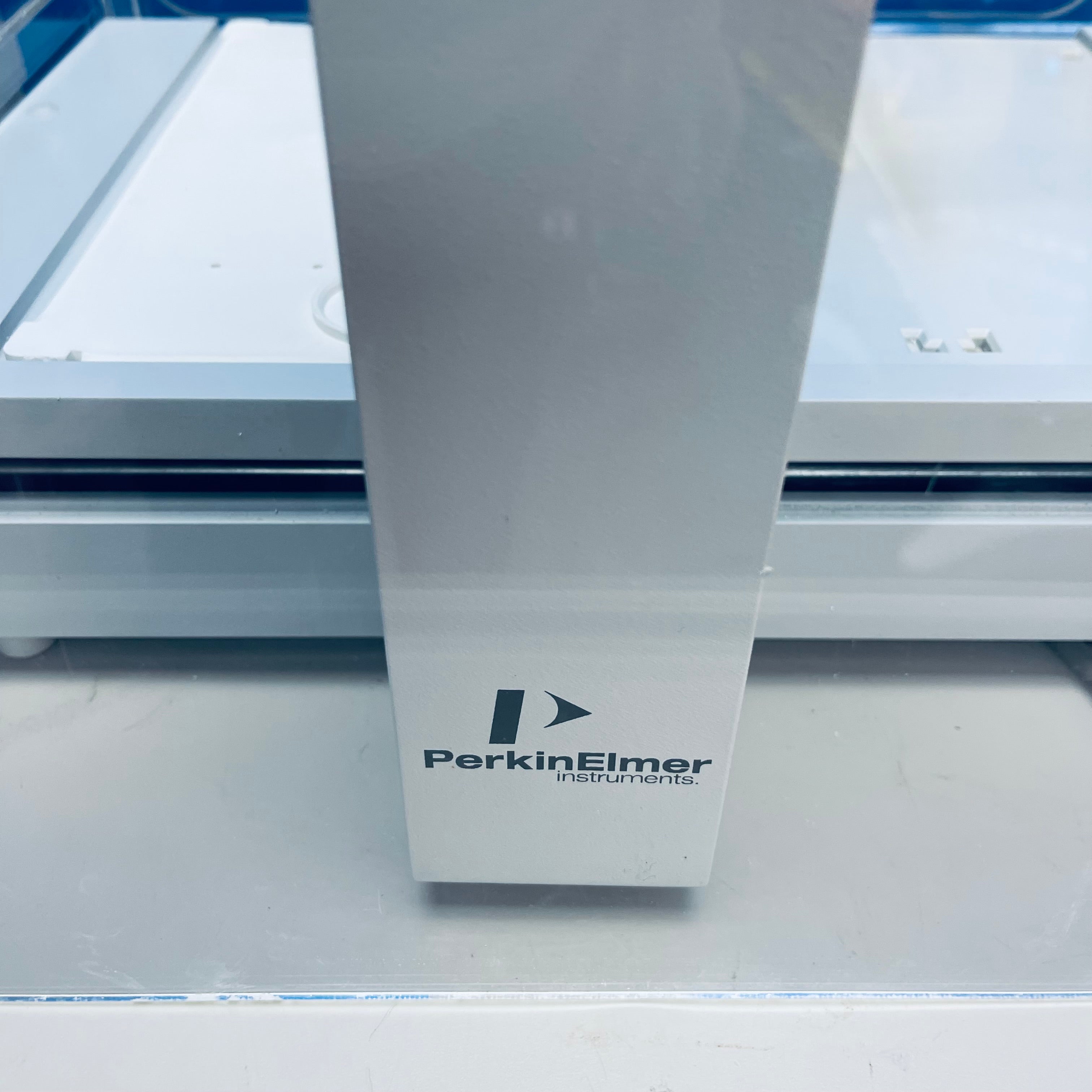 Perkin Elmer AS 93plus Autosampler for Atomic Spectroscopy w/Remote EV750-100-S2