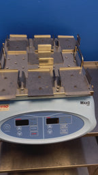 Thermo Scientific 4314 MAXQ SHKE2000 Open Air Platform Benchtop Orbital Shaker