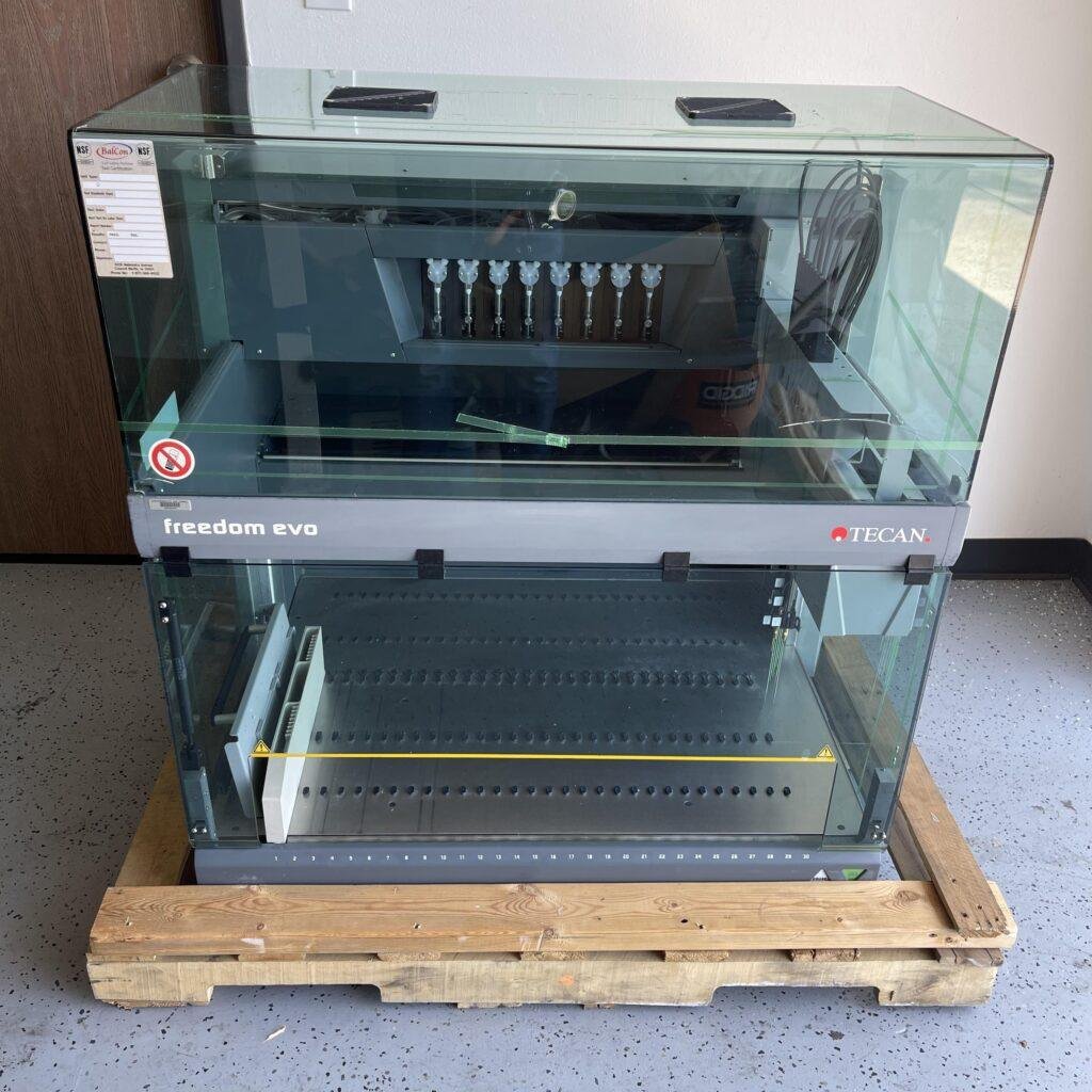 Tecan Freedom EVO-2 100 Liquid Handler automated laboratory workstation