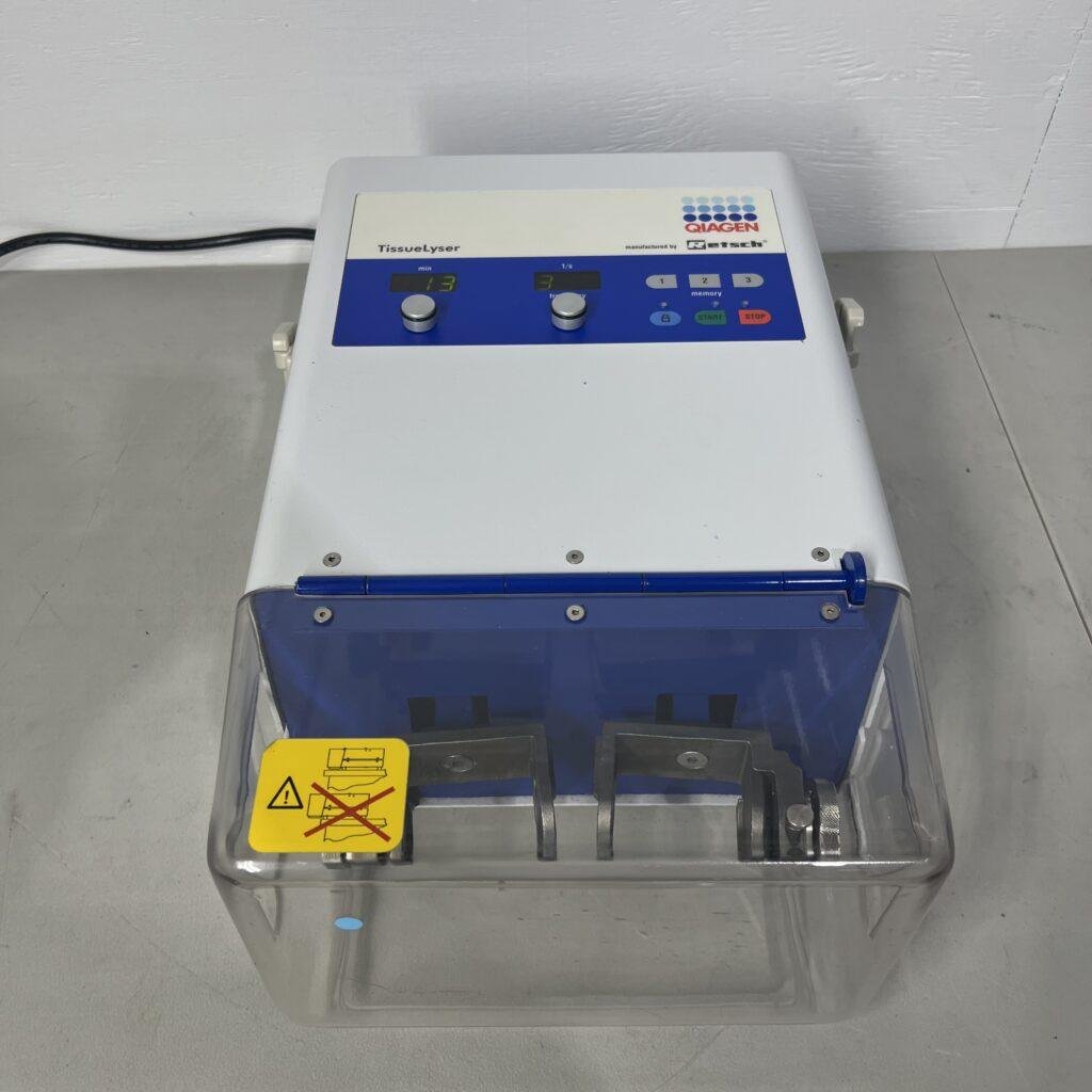 Qiagen 85210 TissueLyser Homogenizer