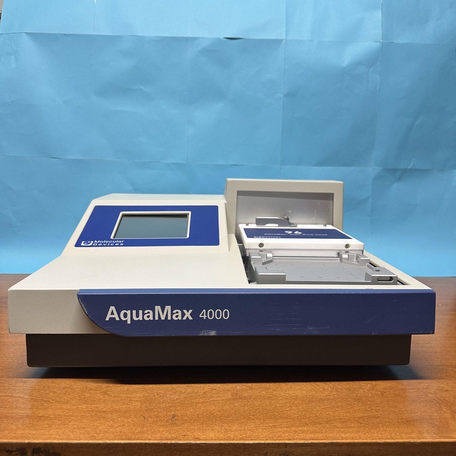Molecular Devices AquaMax 4000 microplate washer with 96-well wash head
